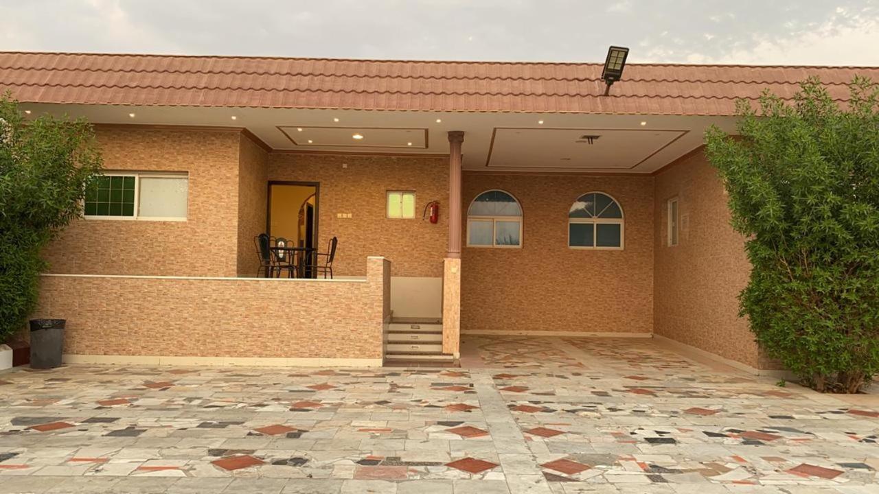 منتجع شاطئ العرب - خليج الرايس Rayyis Exterior foto