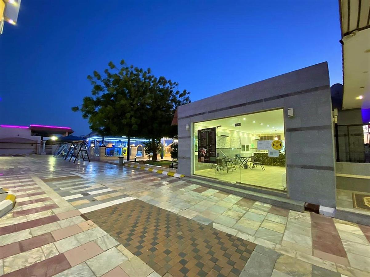 منتجع شاطئ العرب - خليج الرايس Rayyis Exterior foto