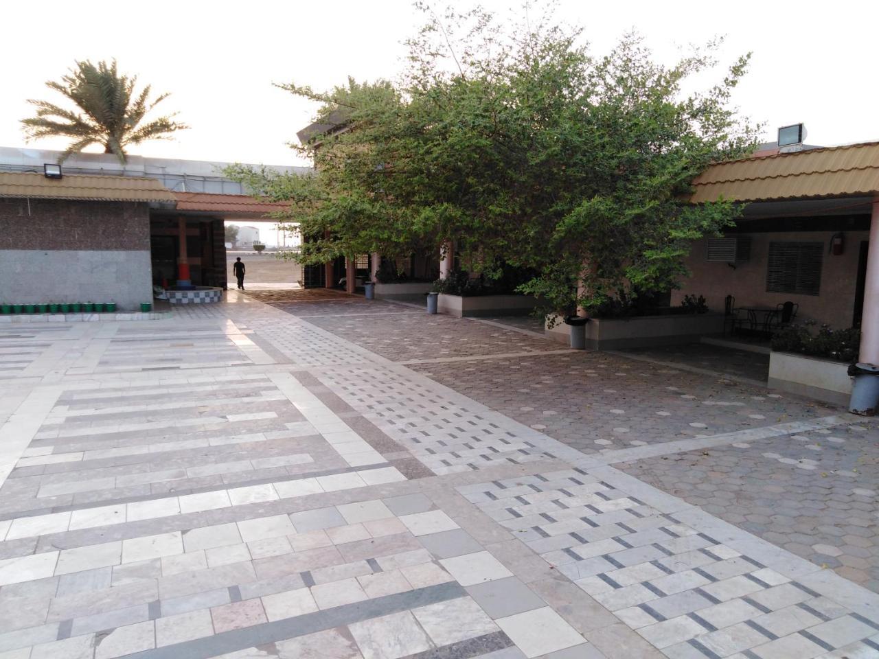 منتجع شاطئ العرب - خليج الرايس Rayyis Exterior foto