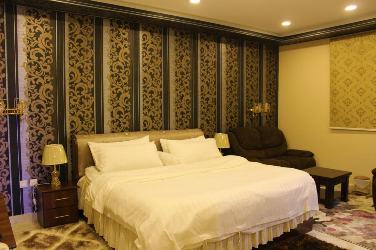 منتجع شاطئ العرب - خليج الرايس Rayyis Exterior foto