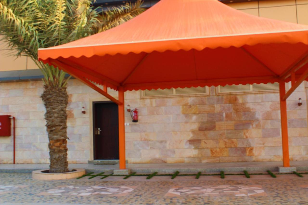 منتجع شاطئ العرب - خليج الرايس Rayyis Exterior foto