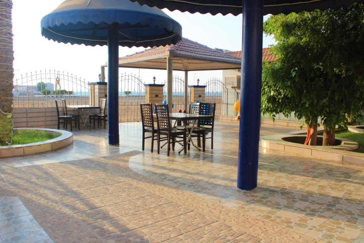 منتجع شاطئ العرب - خليج الرايس Rayyis Exterior foto