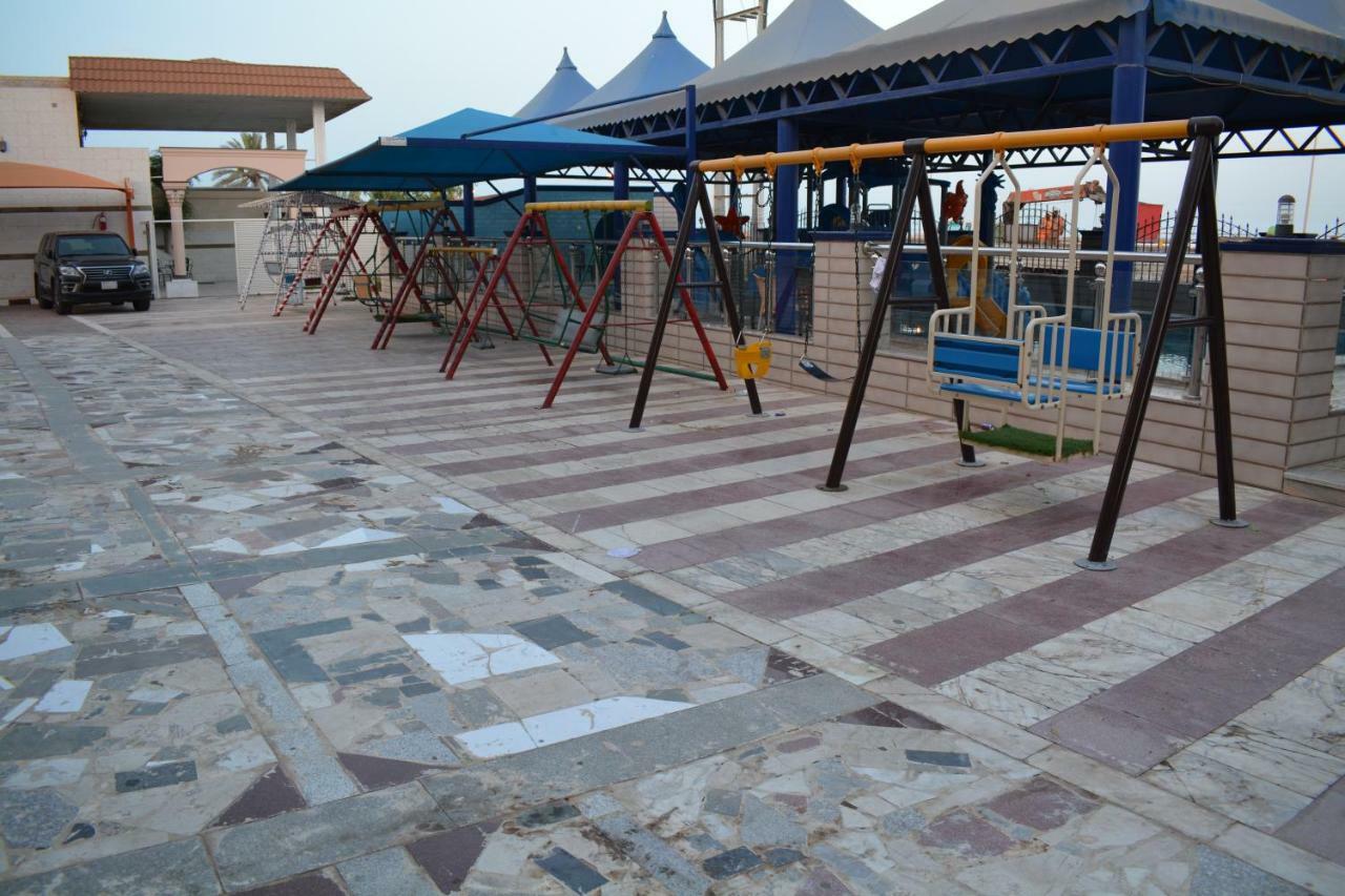 منتجع شاطئ العرب - خليج الرايس Rayyis Exterior foto